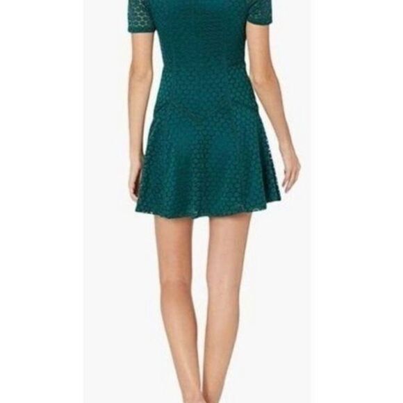 Ali & Jay green lace dress - Picture 2 of 7